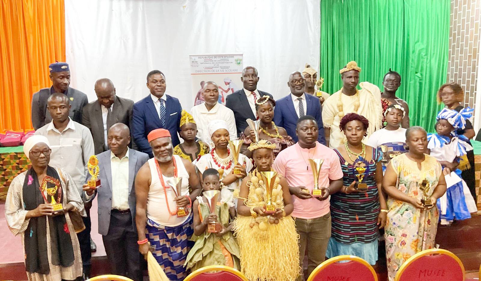 EDUCATION NATIONALE/GRANDE FINALE DU 4EME CONCOURS NATIONAL D'ART ORATOIRE EN MILIEU SCOLAIRE ...