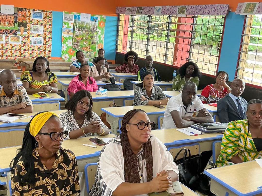 PROGRAMME NATIONAL D’APPUI A L’APPRENTISSAGE SCOLAIRE (PNAPAS) : 16 600 DIRECTEURS D’ECOLES ...